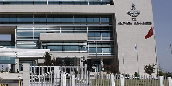 Anayasa Mahkemesine 13 bin 300 başvuru yapıldı