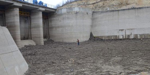 �stanbul'un suyu tehlikede!