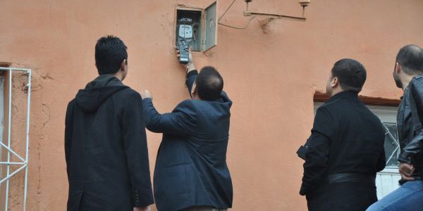 Kaçak elektrik takibi camilere sıçradı