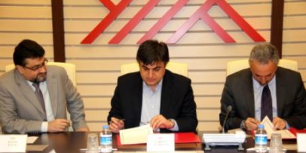 Yabancı uyruklulara Türkiye'de okutman olma fırsatı