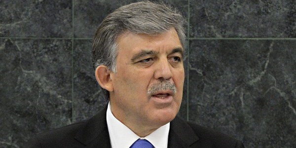 Gül'den HSYK Yasası'na onay