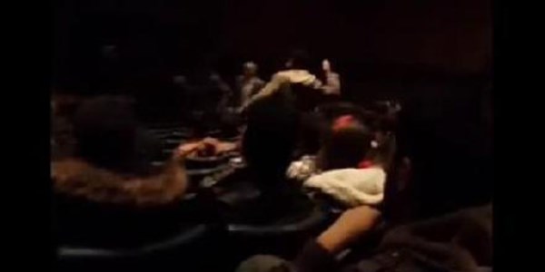 �T� Rekt�r� Karaca'ya yumurtal� protesto