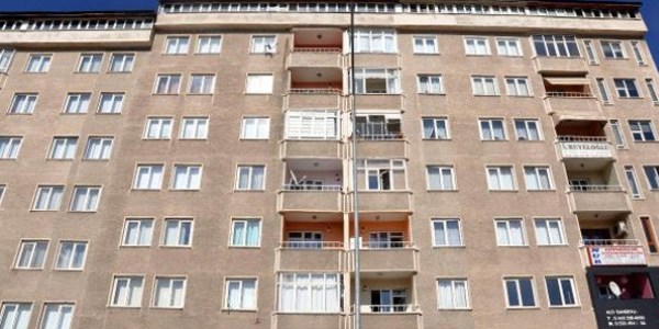 Ailenin konut alma karar�n� kad�n veriyor