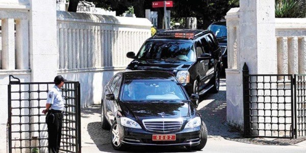 Başbakan'a fiziki takip Anayasa suçu