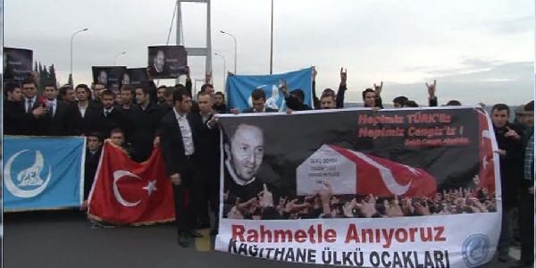 �lk�c�ler Bo�az K�pr�s�'n� trafi�e kapatt�