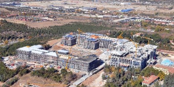 Başbakanlık yeni bina inşaatı devam ediyor