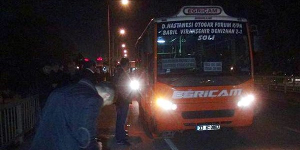 Halk otobüsüne silahlı saldırı: 2 yaralı