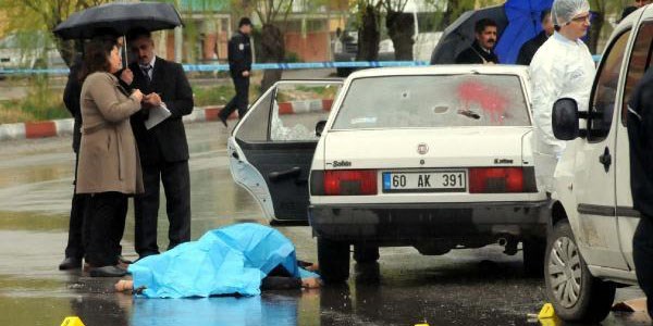 Tokat'ta araca ateş açıldı: 5 ölü/Video