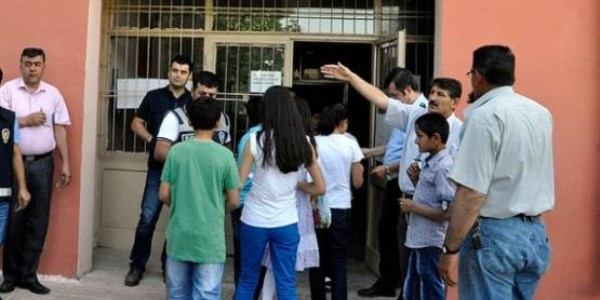 Bursluluk s�nav� ba�vurular� 17 Mart'ta ba�layacak