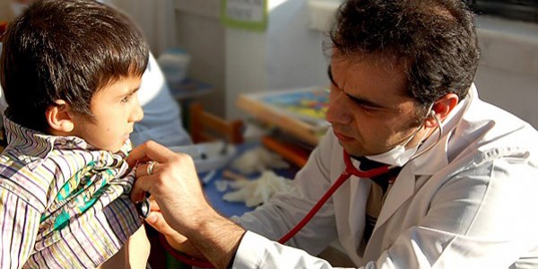 Trkiye'de bir doktora 590 kii dyor
