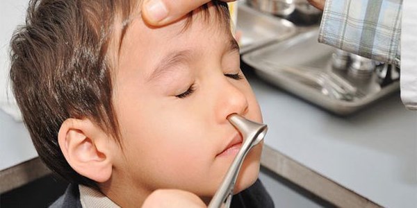 Burun tıkanıklığı, çocuklarda kurdeşen sebebi