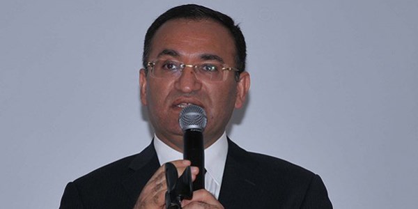 Bozdağ: Çocuklarımızı eğitim için okula gönderiyoruz