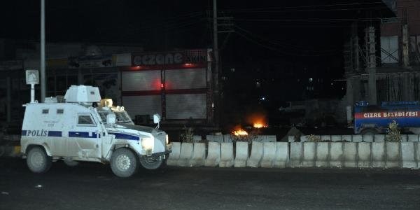 Polisten, 'rahatsız etmemek için gaz sıkmıyoruz' anonsu