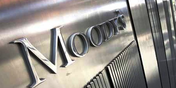 Moody's 10 Trk bankasn izlemeye ald