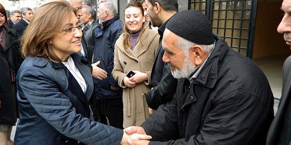 Büyükşehire kadın eli değecek