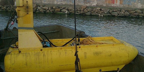 K�y�dan 12 mil a��kta bulunan cihaz merakland�rd�