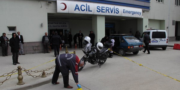 Acil servis önünde silahlı saldırı
