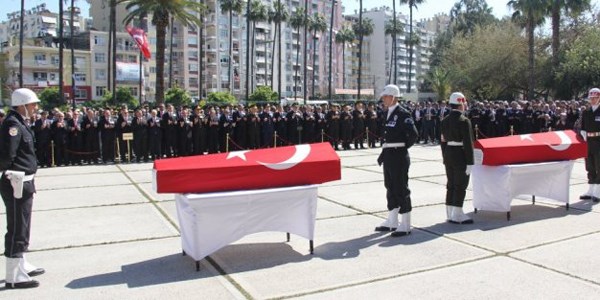 Şehitler memleketlerine uğurlandı