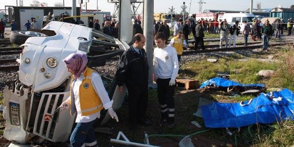 Tren kazasının görüntüleri ortaya çıktı!/ Video
