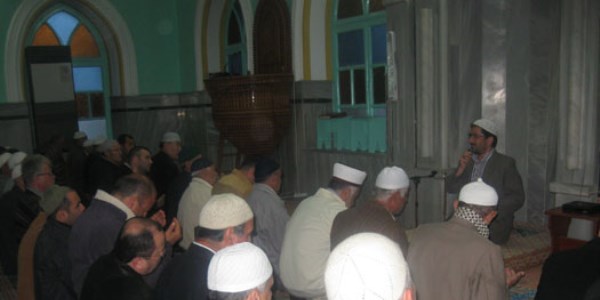 1.712 camide sabah namazı buluşması yapılıyor