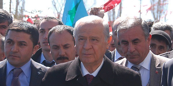 Bahçeli: Ajan provokatörlere hiç aldırış etmeyiniz