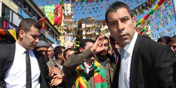 Selahattin Demirtaş'a 2 yakın koruma