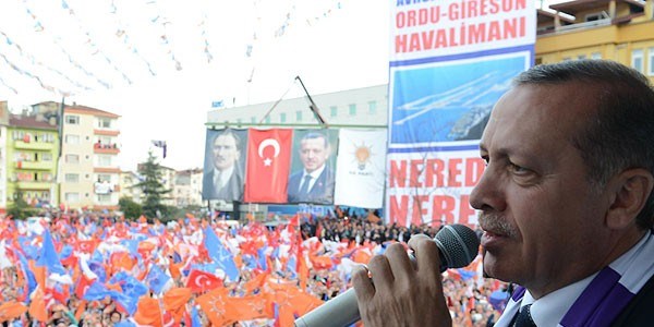 Erdoğan: Eski bakanın da kaseti var
