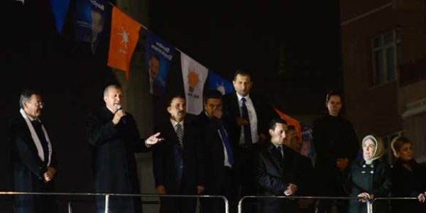Erdoğan, gece 22:00'de, 20 bin kişiye hitap etti