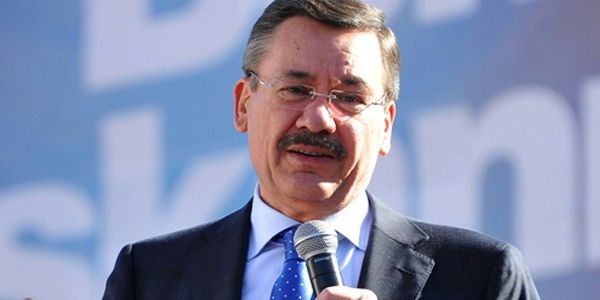 Adaylar�n suikast endi�esi/ Video