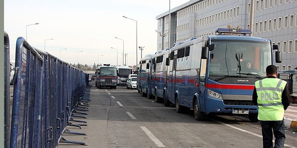 KCK davasında 45 kişi tahliye edildi