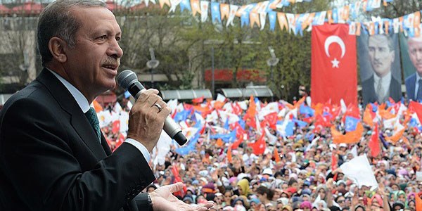 Erdoğan'ın sesi tempoya dayanamadı/ Video