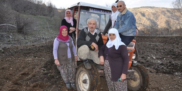 14 seçmen için10 muhtar adayı!