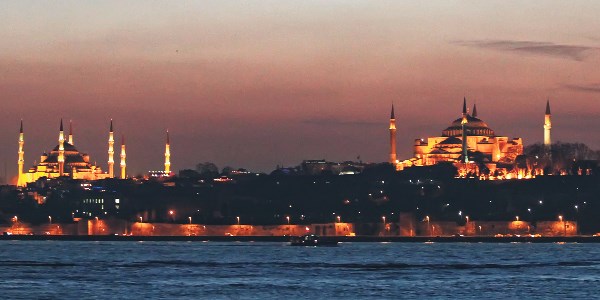 Tarihi 6 cami çevre için ışık kapatacak