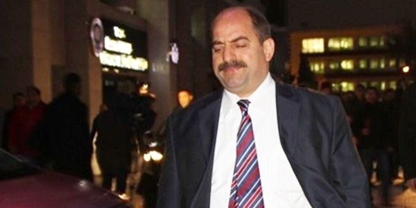 Zekeriya Öz geleni gideni kameraya kaydetmiş