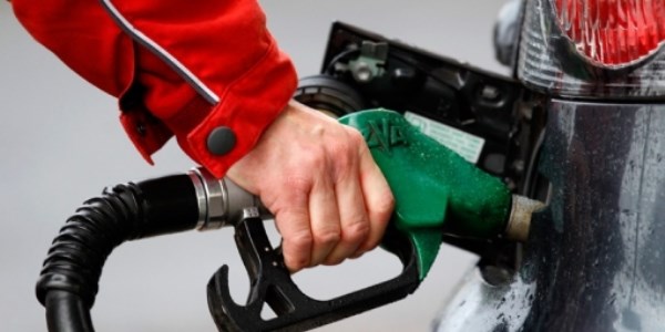 Benzine zam, motorine indirim!