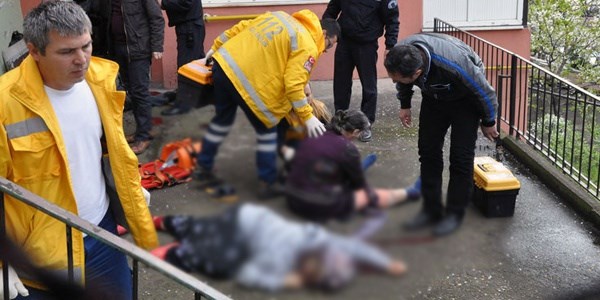 Ailesini katledip intihar etti: 4 �l�