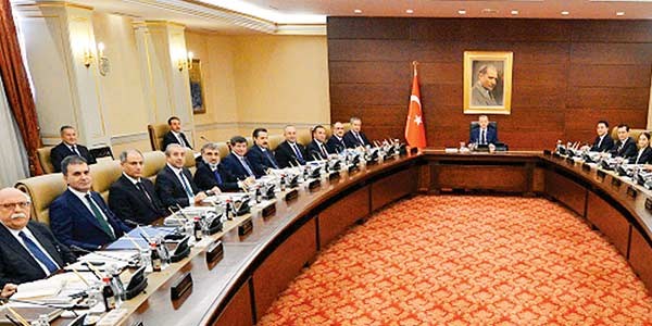 Erdoan'dan bakanlara 'paralel brokrat' uyars