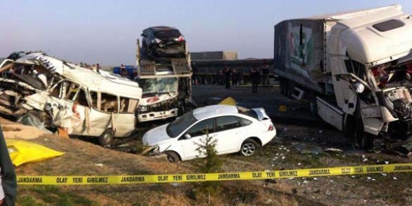 Konya'da trafik kazası: 10 ölü/ Video