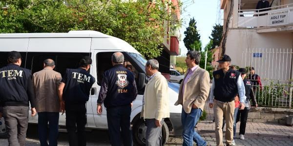 Gözaltına alınan 8 polis adliyede