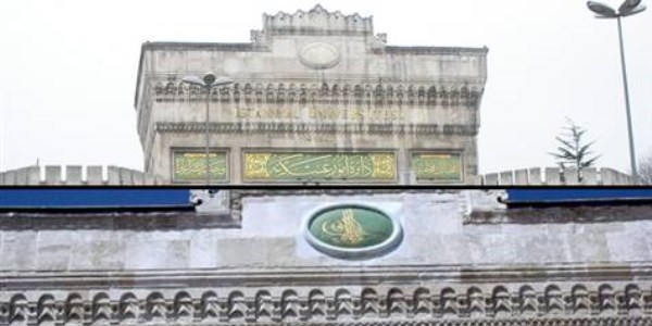 Rektör Söylet: T.C. yerine tuğra gelmedi