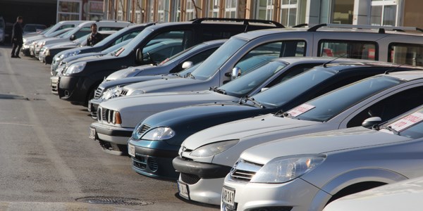 Yeni otomobildeki fiyat artışı ikinci ele yaradı