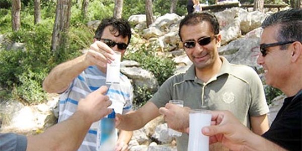 Rakı içen öğretmenlere yeni soruşturma