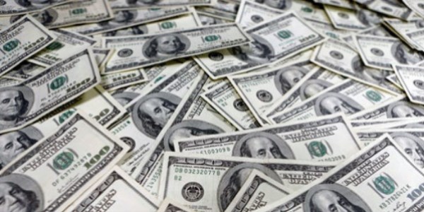 Türkiye'ye 2 milyar dolar geldi