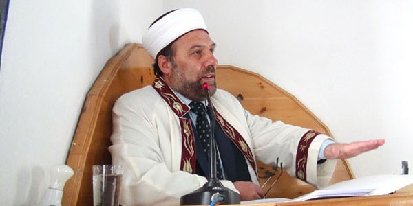Eylemleri müftü durdurdu
