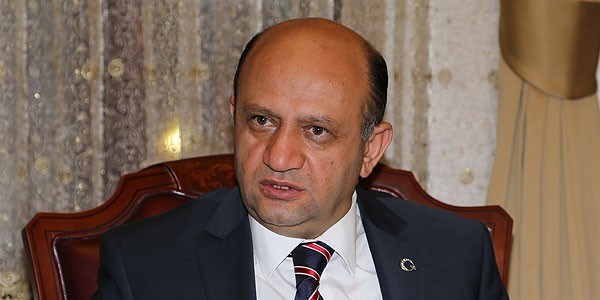 Bakan I��k: MEB uzun s�re ba�ka i�lev g�rd�