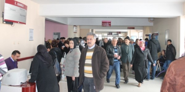 Hastanede, akademisyene öncelik olur mu?