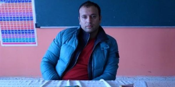 Öğretmen, kalbine yenildi