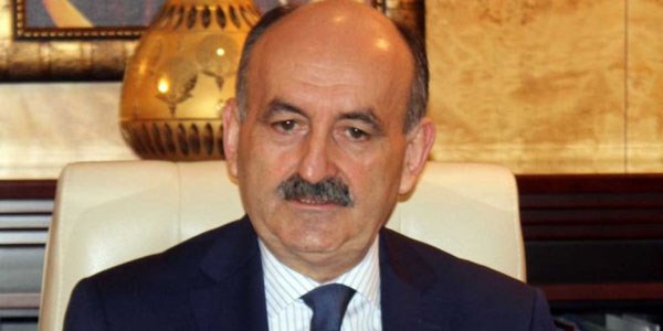 Bakan M�ezzino�lu'nu duyguland�ran soru/ Video