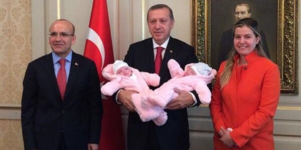 Erdoğan'a çat kapı ziyarete gittiler