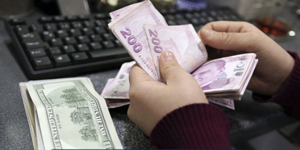 Türk Lirası'na yatırım öneren uzman sayısı artıyor